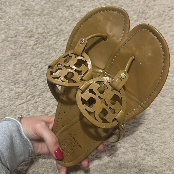 Tory Burch 
MILLER SANDAL - Picture 3 of 4